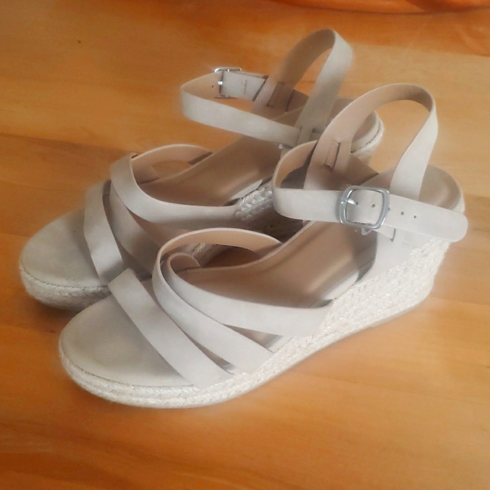 7.5 Wedge Sandals